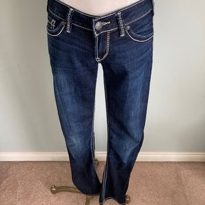 Silver Jeans Berkley Size 28